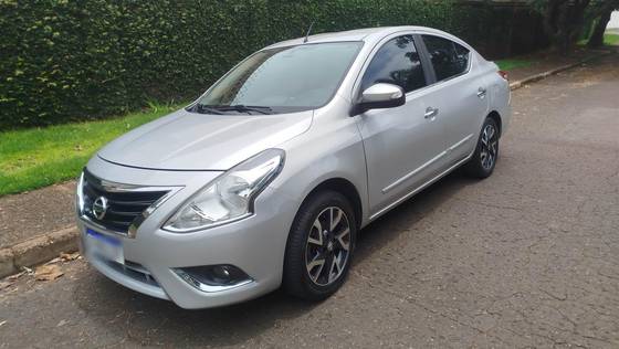 NISSAN VERSA 1.6 16V FLEXSTART UNIQUE 4P XTRONIC